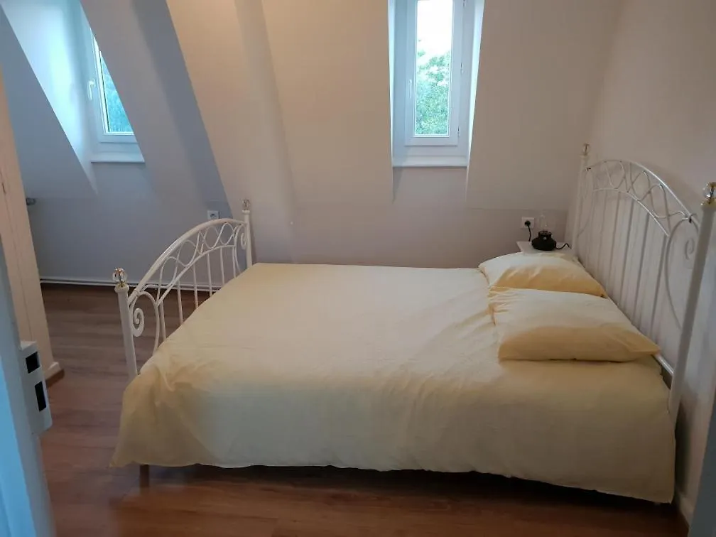 Manoir D Avray Beaujolais Bed & Breakfast Saint-Just-d'Avray